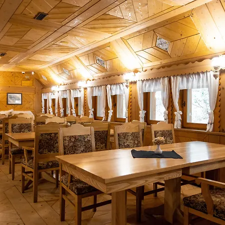 Koliba Expo Hotell 3*