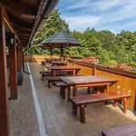 Hotel Koliba Expo